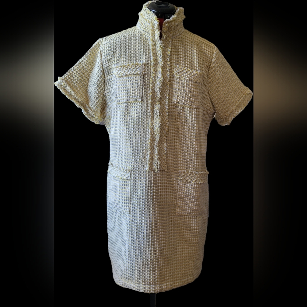 Chic Yellow and Cream Textured Dress